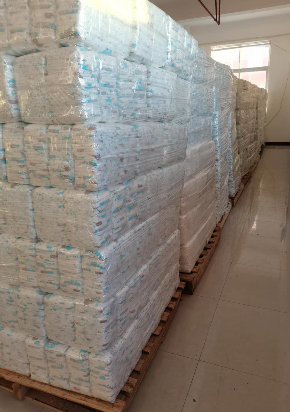 Fujian Factory Cheap Diapers Adult Diaper Bulk for Africa Market