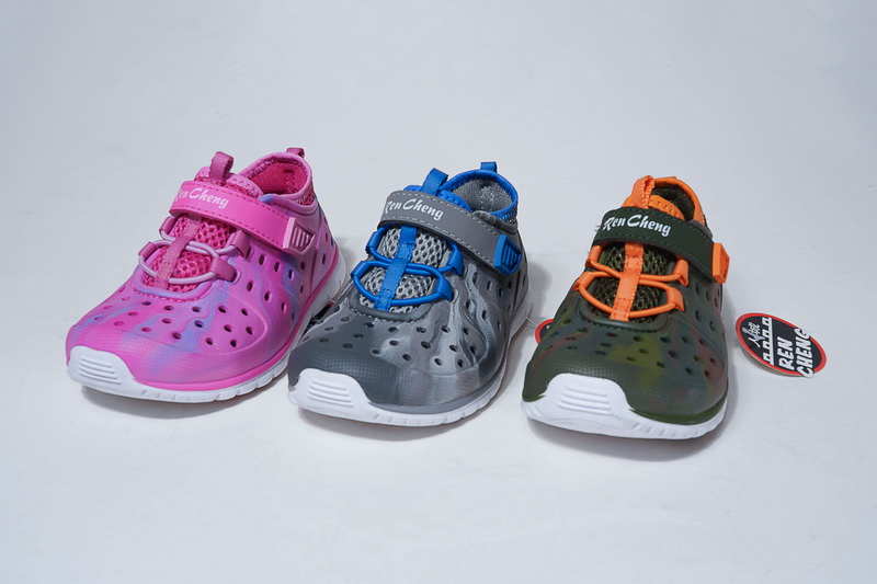 Kid's Eva Light & Breathable Outdoor Casual Shoes With Camo Colors