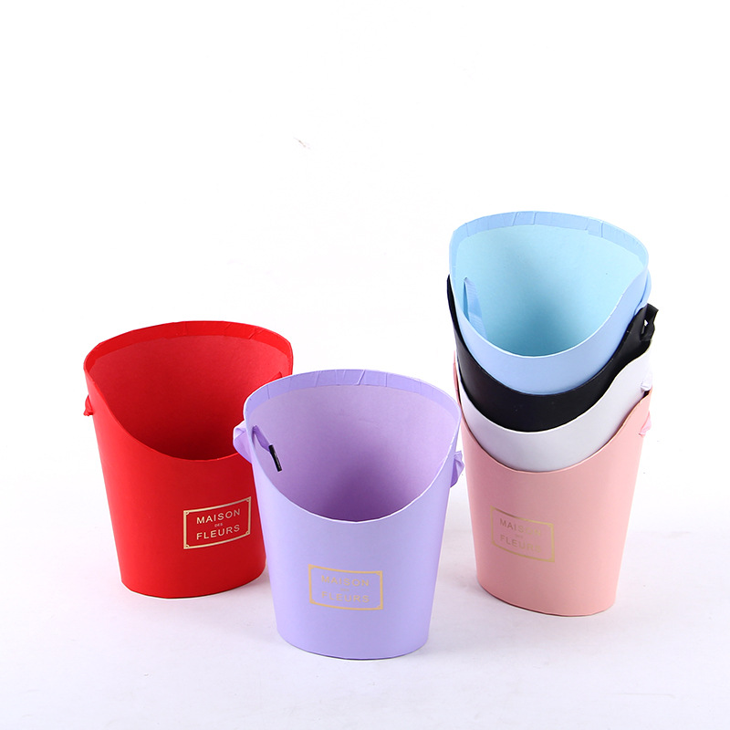 Portable flower box