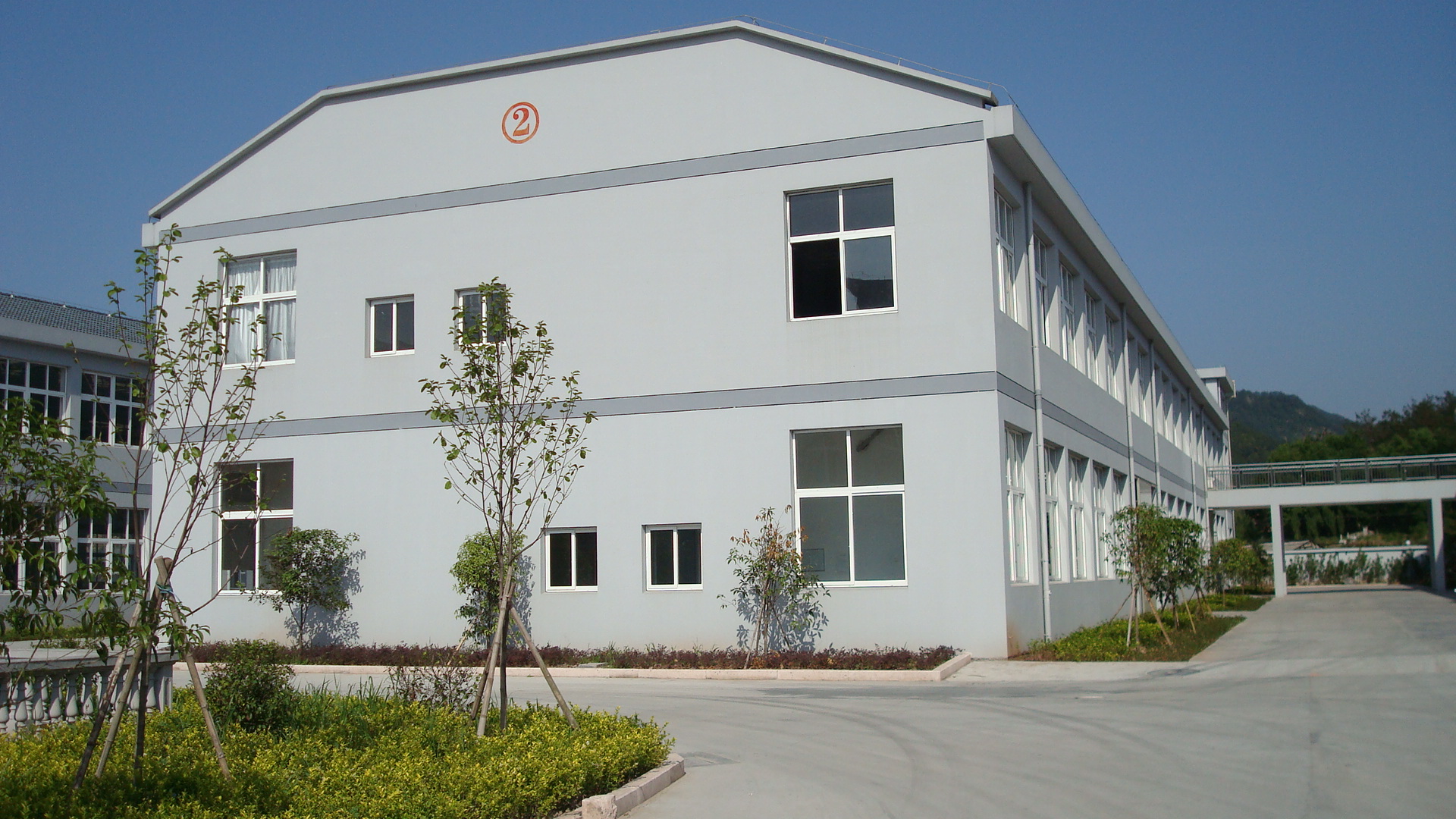 Jinyun County Mulinsen Culture and Sports Supplies Co., Ltd. – white glue/woodworking glue 3