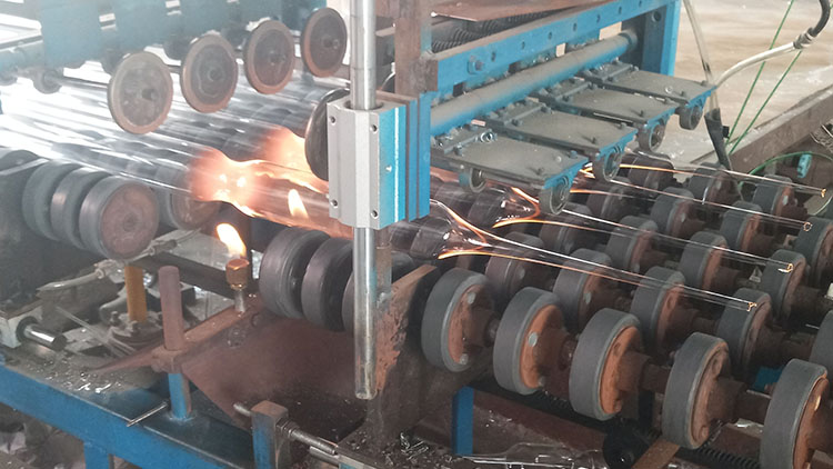 Cangzhou Yanen Trading Co., Ltd. – liquor bottles 3