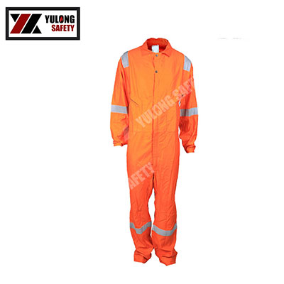 Reflective flame retardant safety protective clothing with reflective strip
