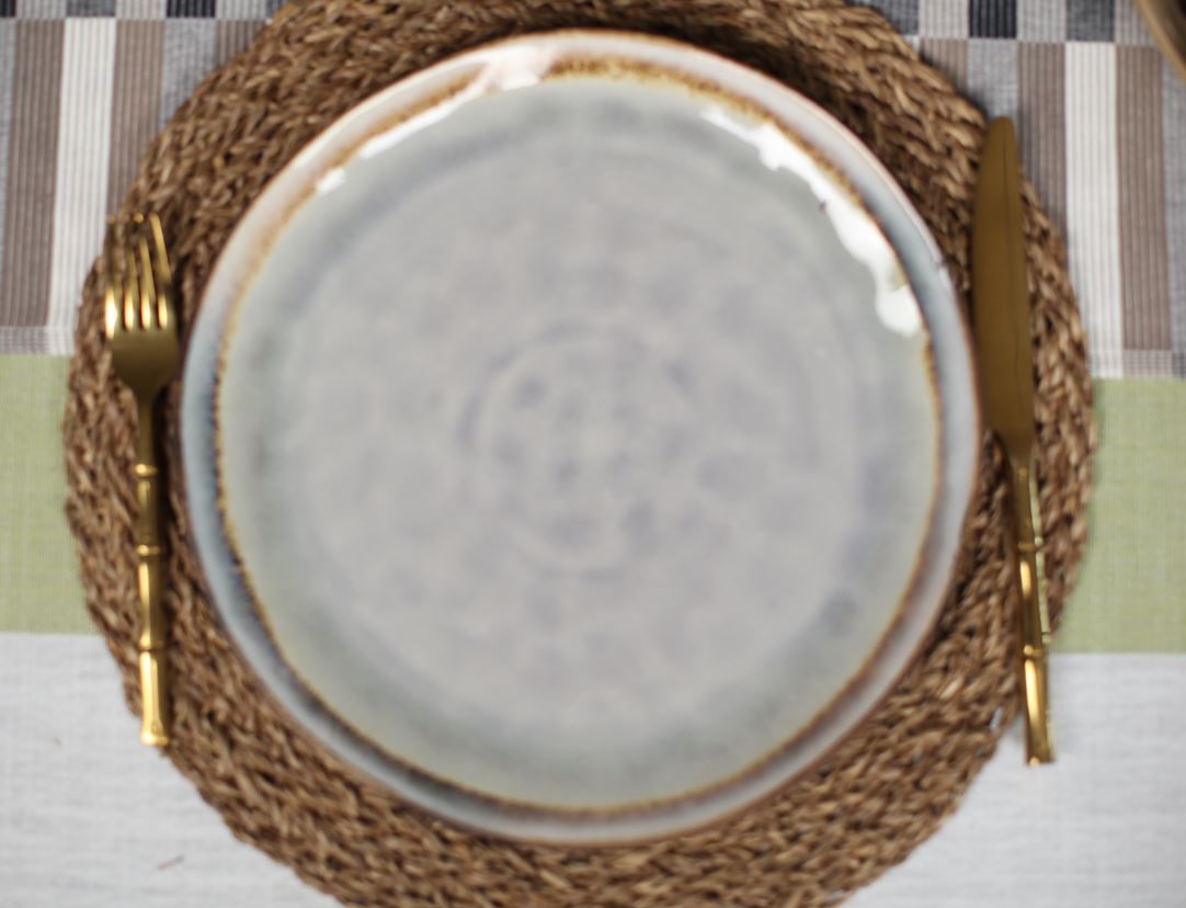 Reactive Glazed Dinner Set