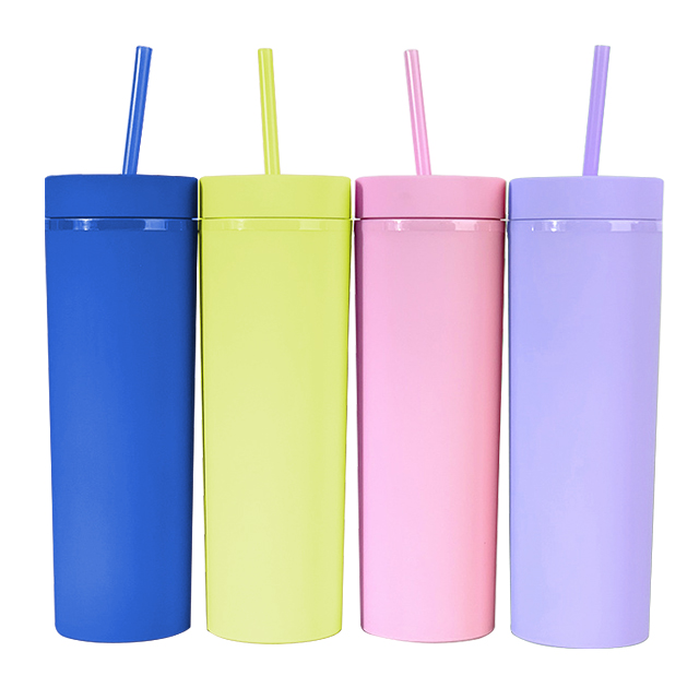 Plastic mug