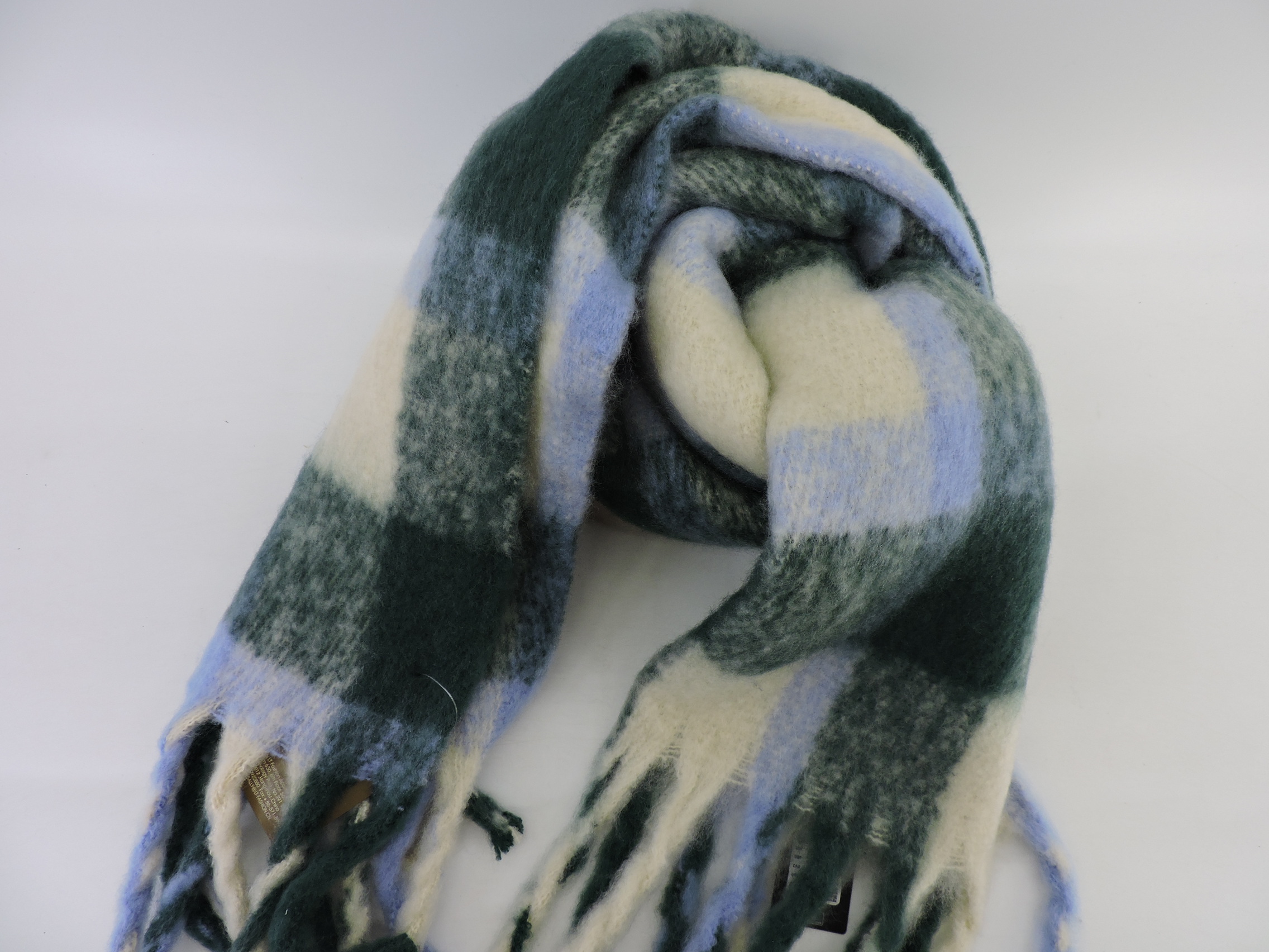 ladies' woven scarf