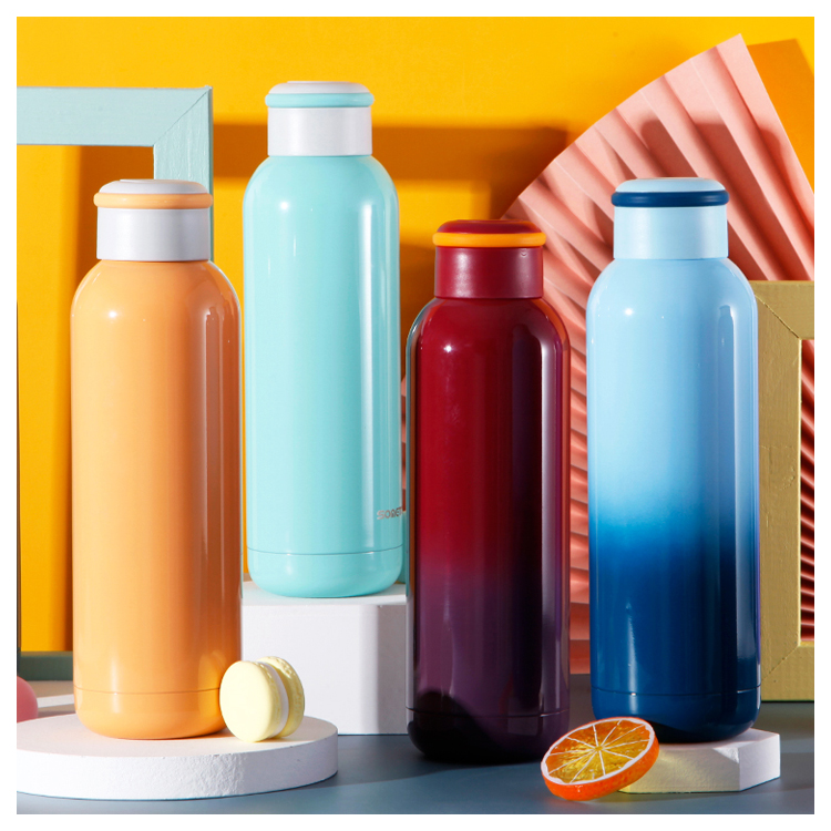 Vacuum bottle