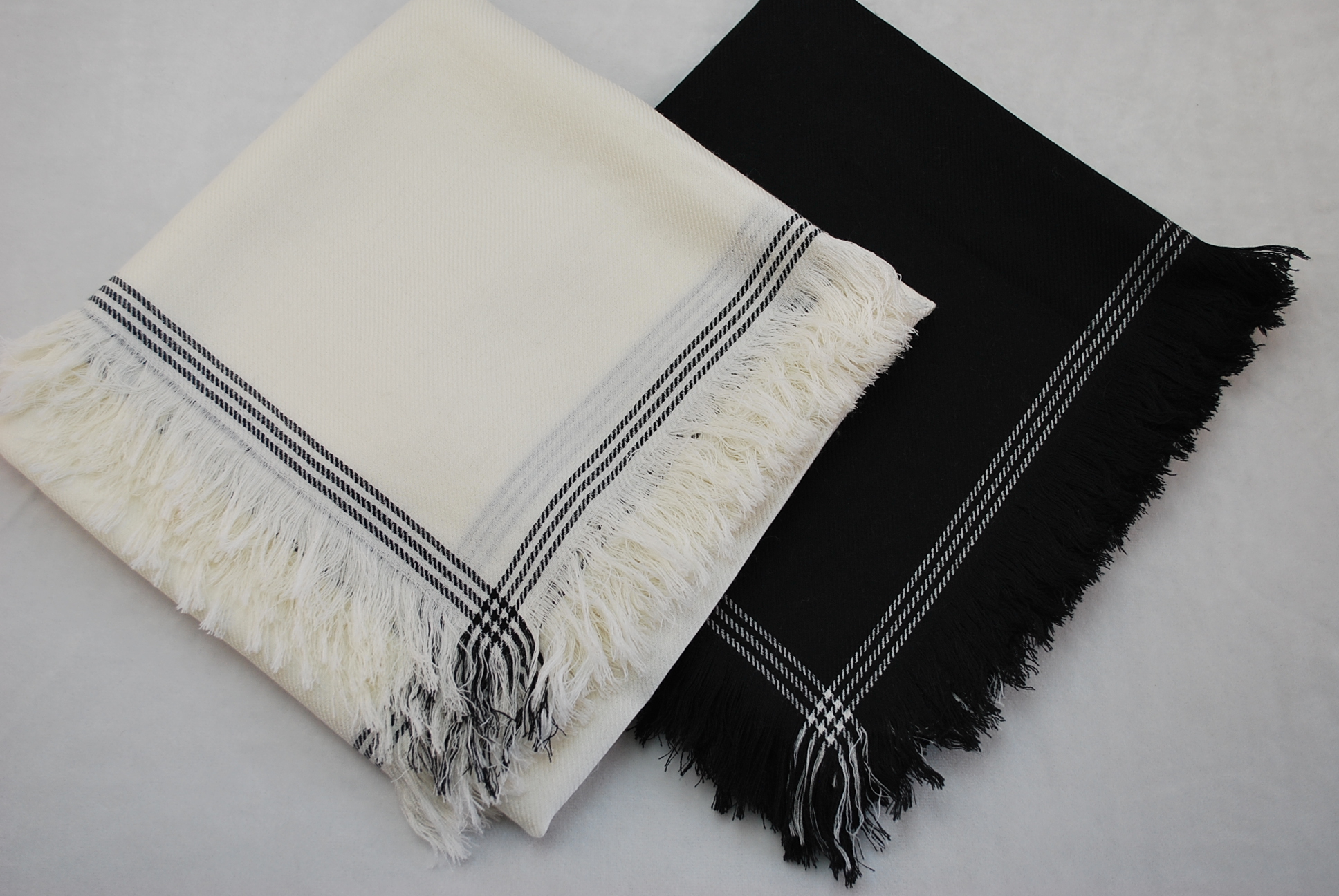 Inner Monglia HOUJI Woolen Textile CO.,LTD – vestido de noche 3