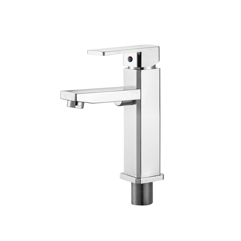 Plastic mixer