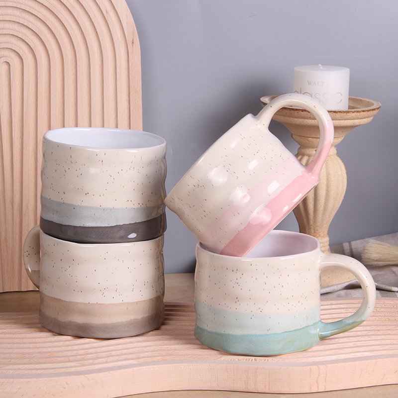 Two tone speckle mug