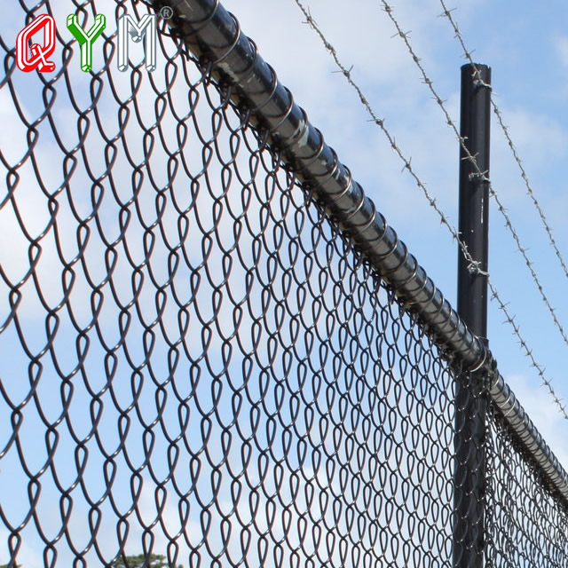 Chain link mesh fence