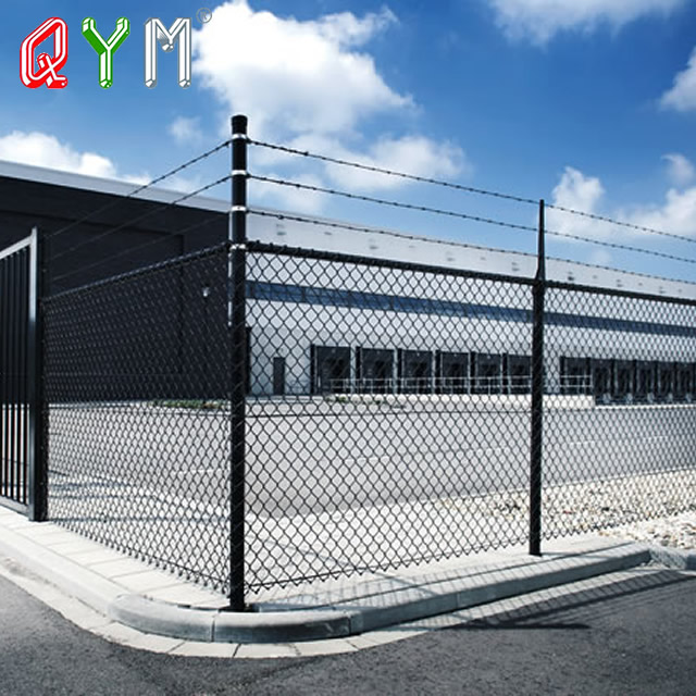 Chain link mesh fence