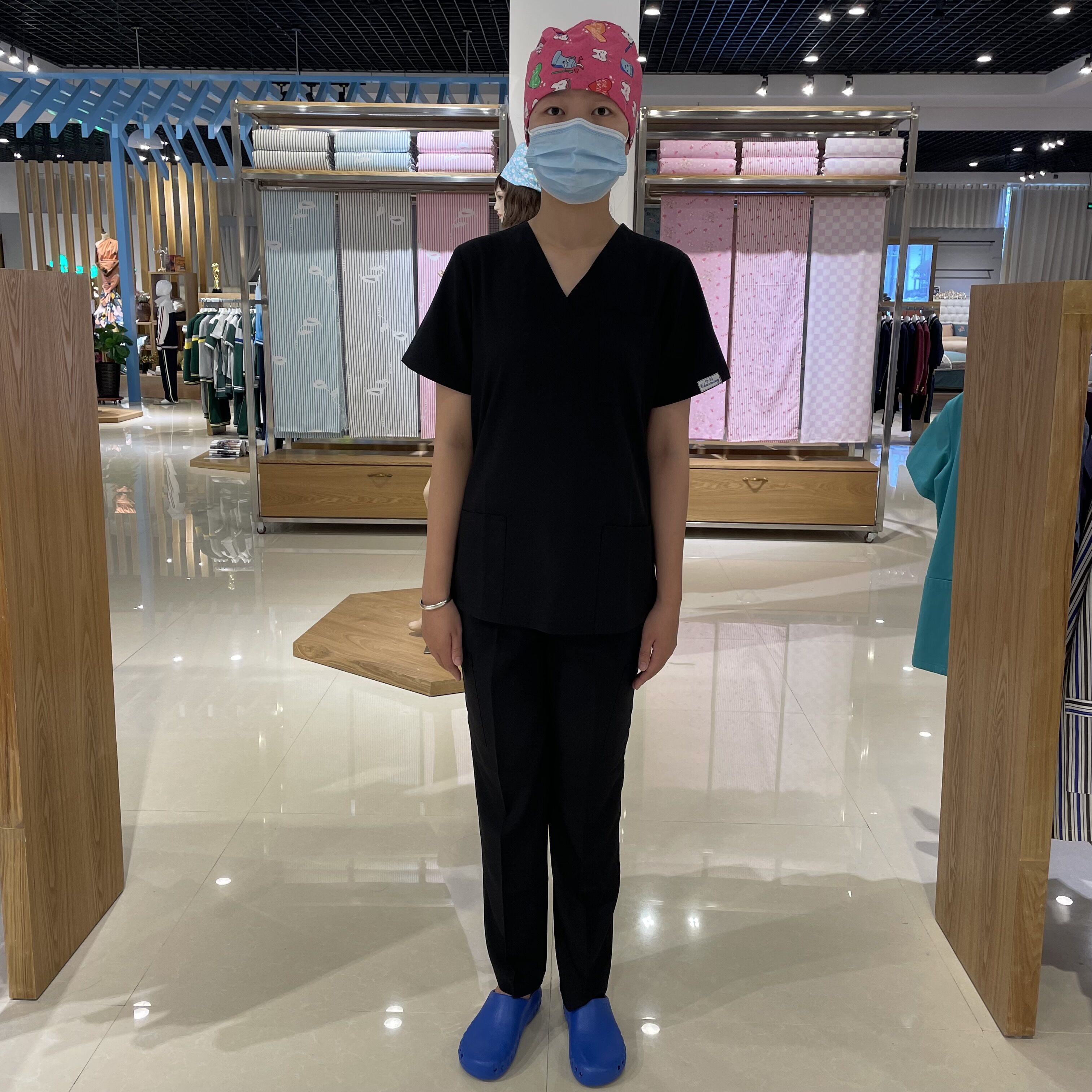 fashionable new style spandex scrub set