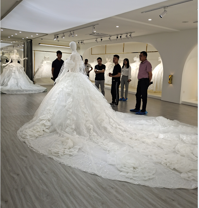 Chengdu Chengxin Leather Clothing Co., Ltd. – Bridal dresses 1