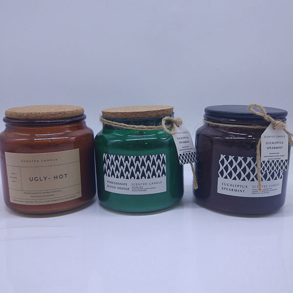 Soy wax scented candles with cork lid