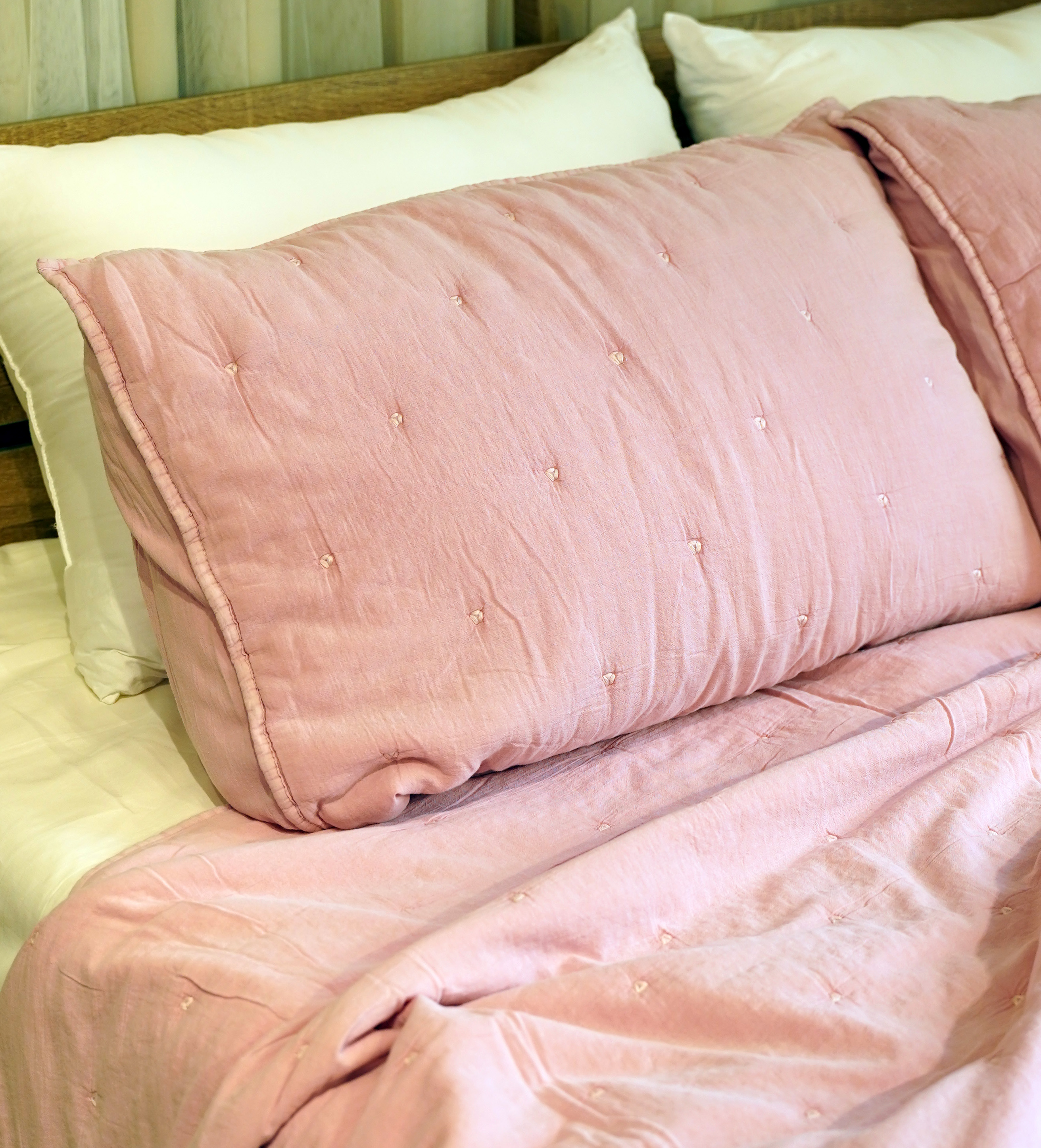 Pinsonic washed coverlet