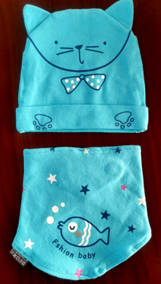 baby cap and bib set