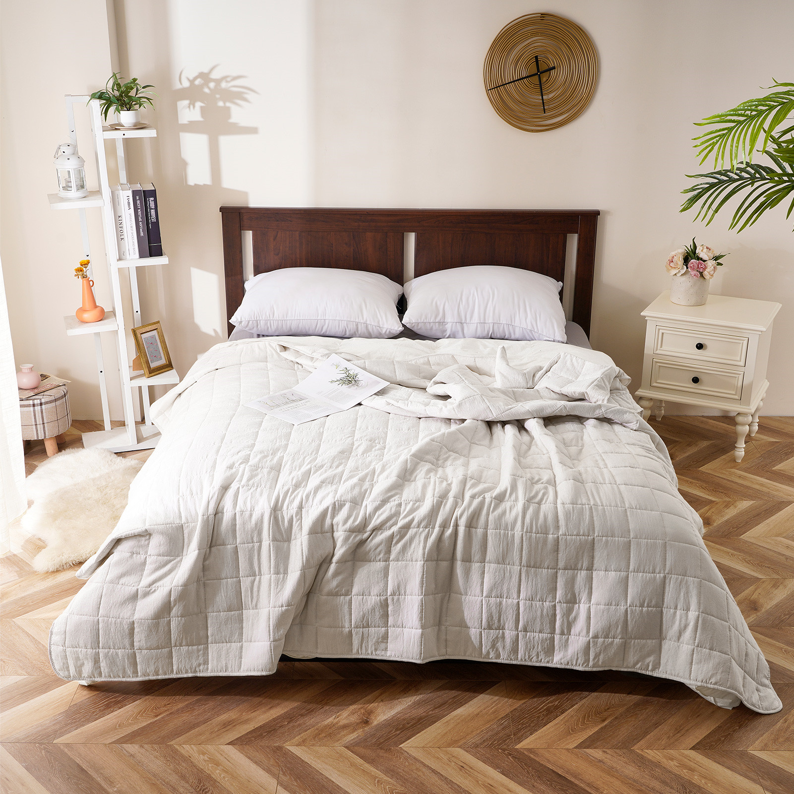 Solid Color Quilted Quilt Lightweight Comforter Soft Bedspread Set