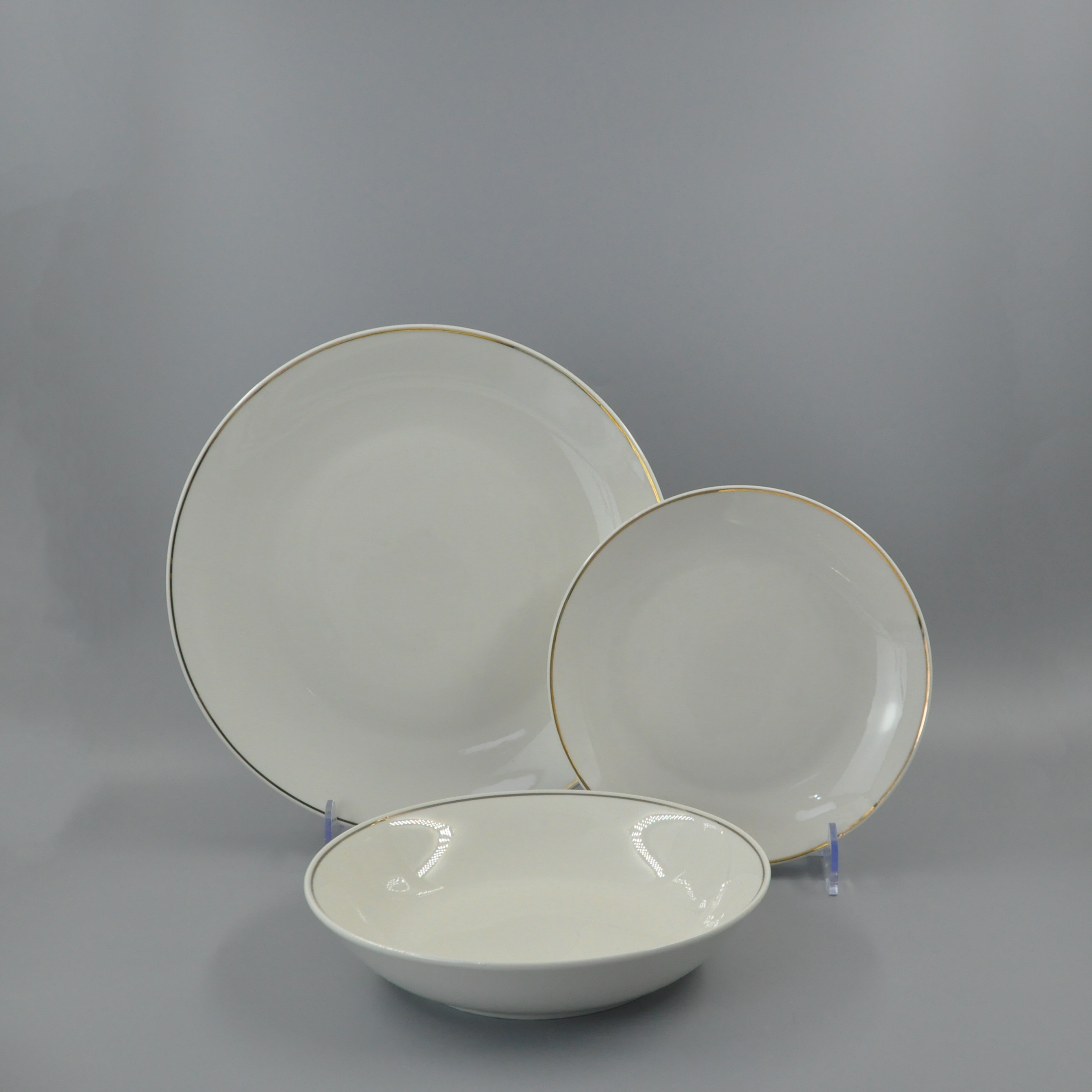 White Personal plate for restaurants porcelain tableware decorative gold rim Dinnerware Sets luxury dinner set
