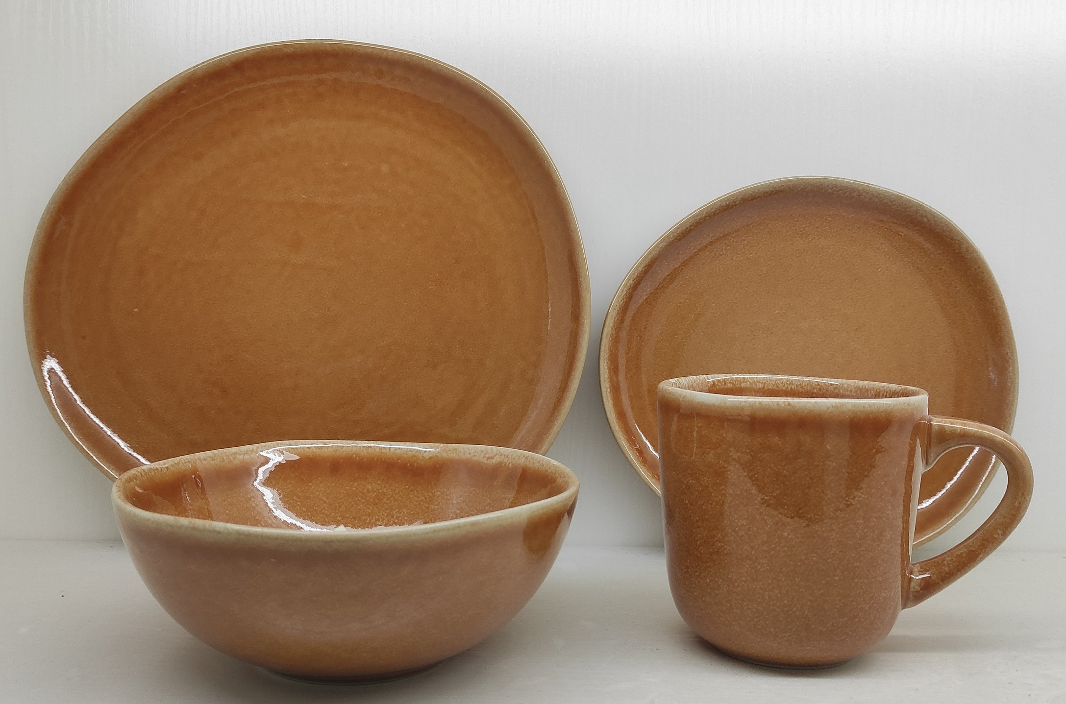 Hunan Eka Ceramics Co.,Ltd. – cubiertos de acero 4