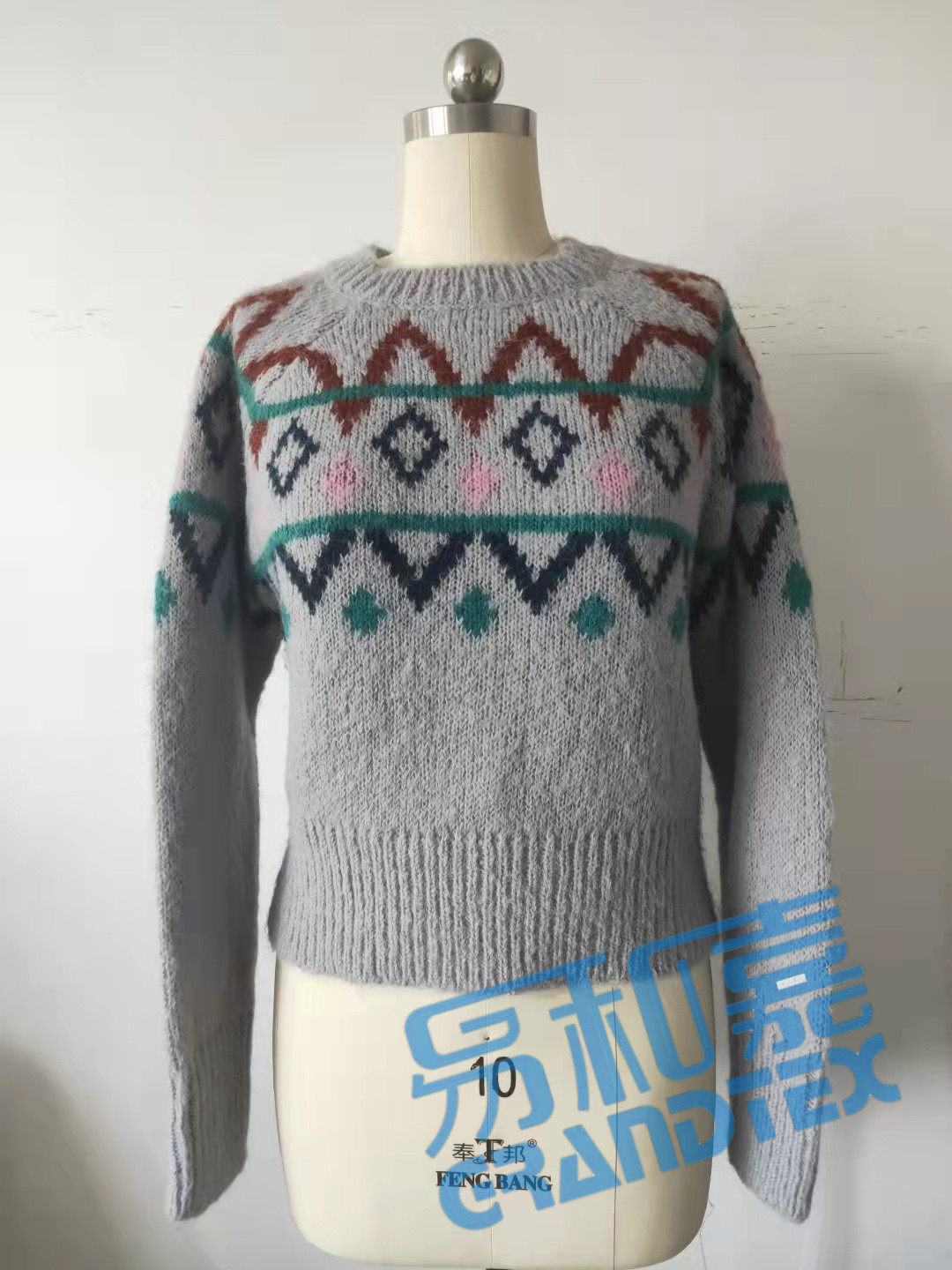 Women's sweater jaquard