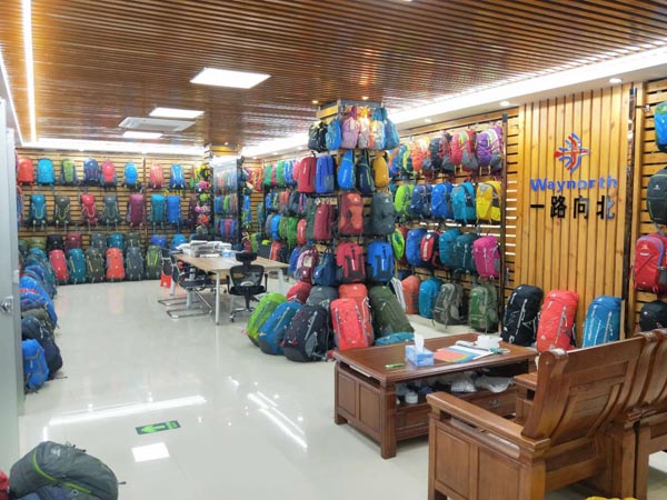 Jinjiang Fangxiang Import and Export Trading Co., Ltd. – travel bag 1