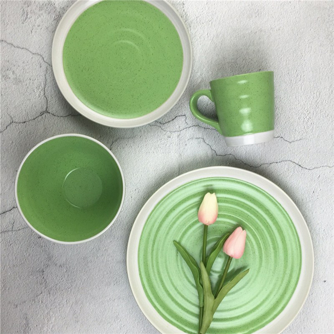 White-rimmed light green reactive glaze 16-head tableware