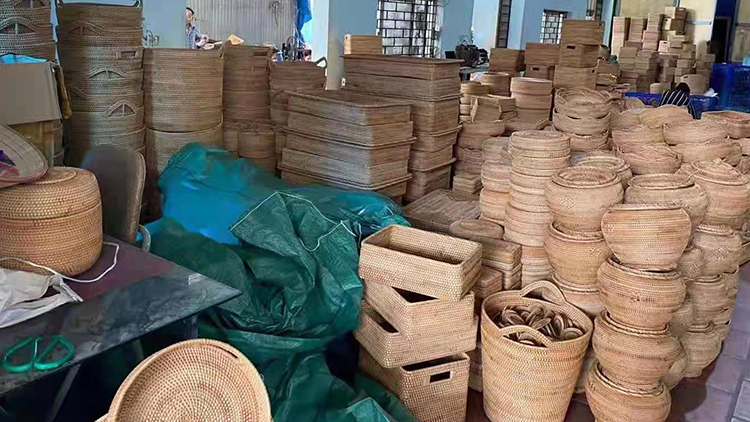Luocheng Qiansheng Trading Co., Ltd. – straw bags 2