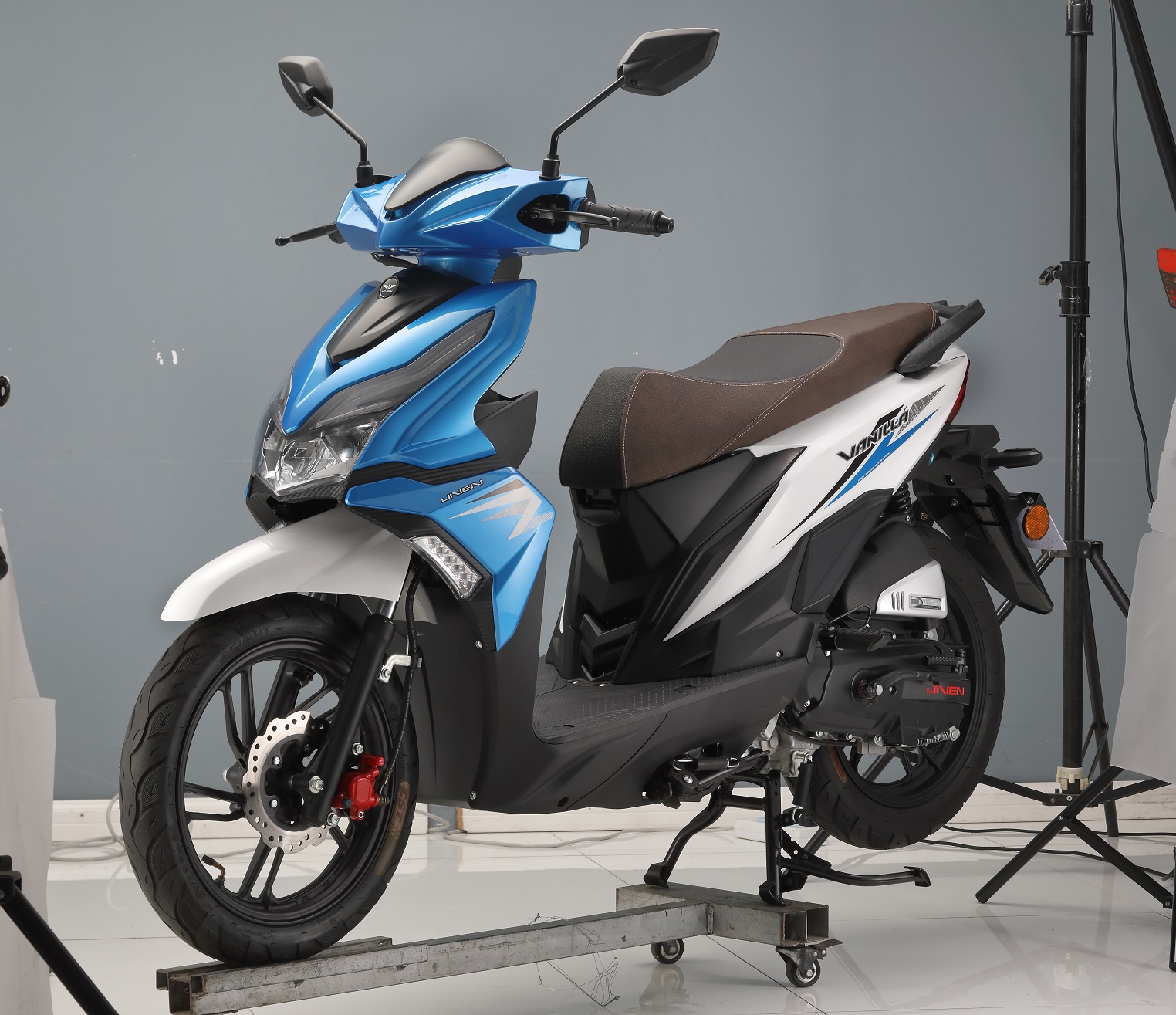 new patent sportive Vanilla 110CC JNEN 14i nch wheel scooter Taizhou euro 4 eec