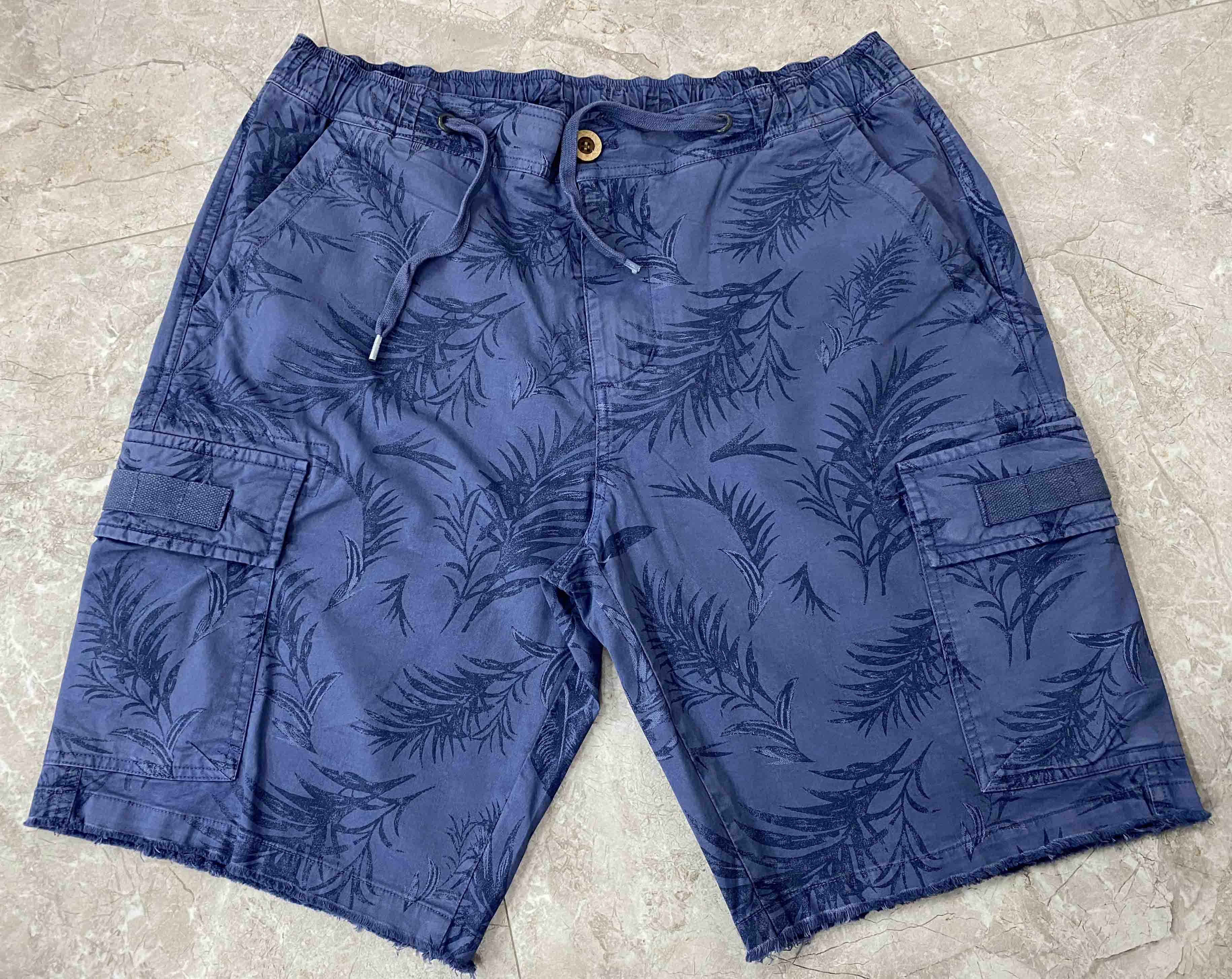 Men's Cargo Shorts With All Overorint