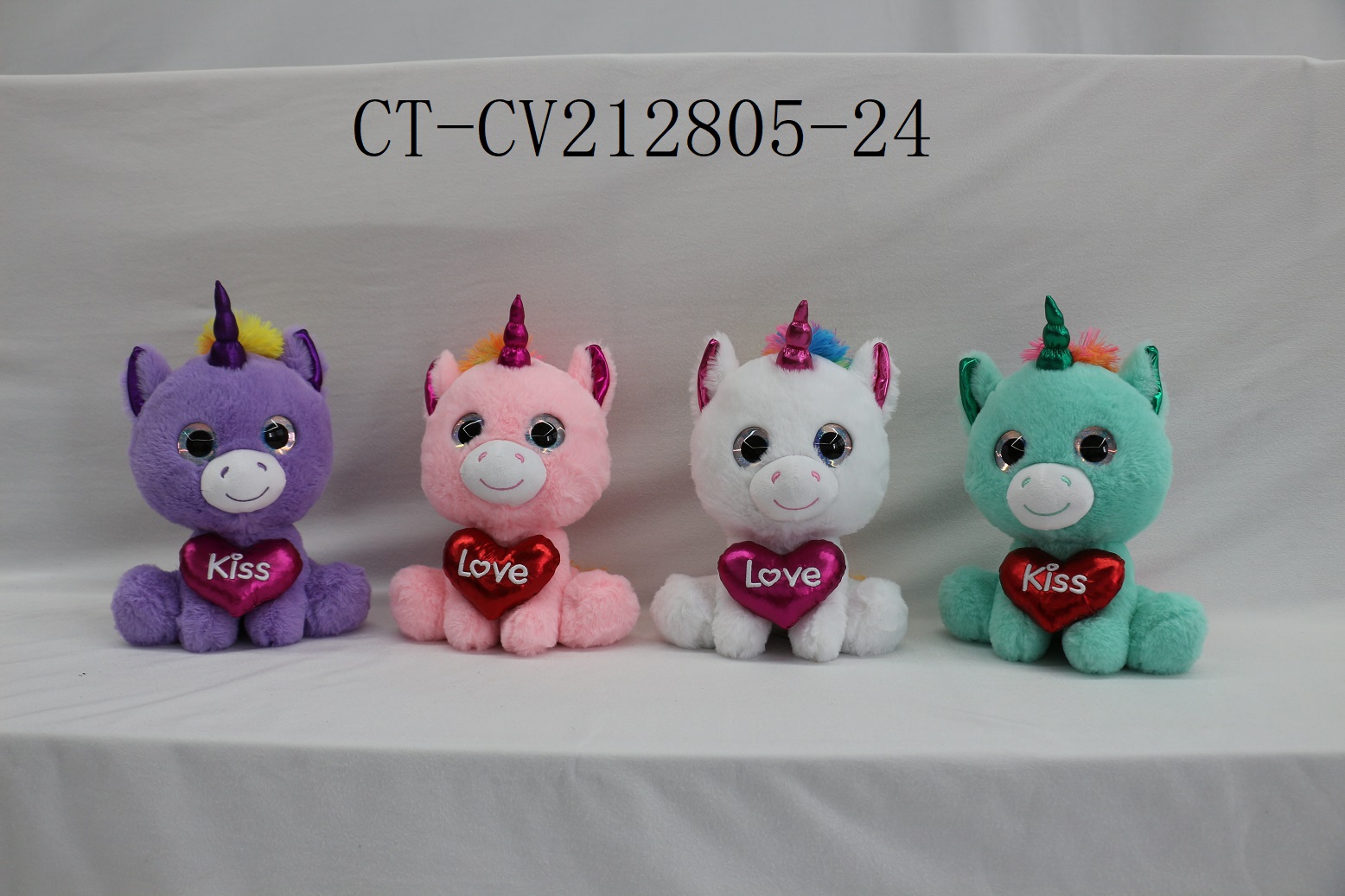 plush unicorn kiss/love