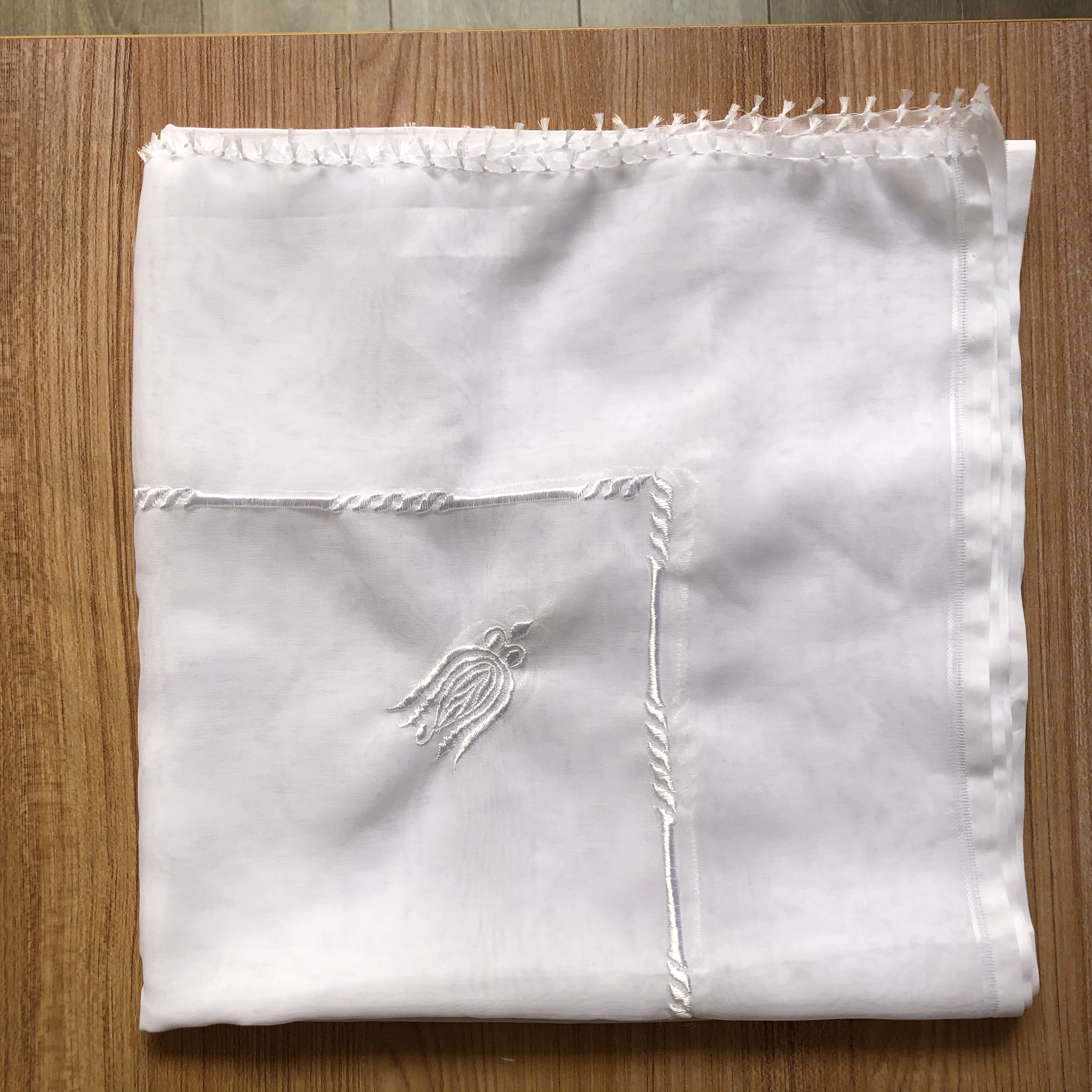 Arabic square, HD twist, embroidery, knotted scarf