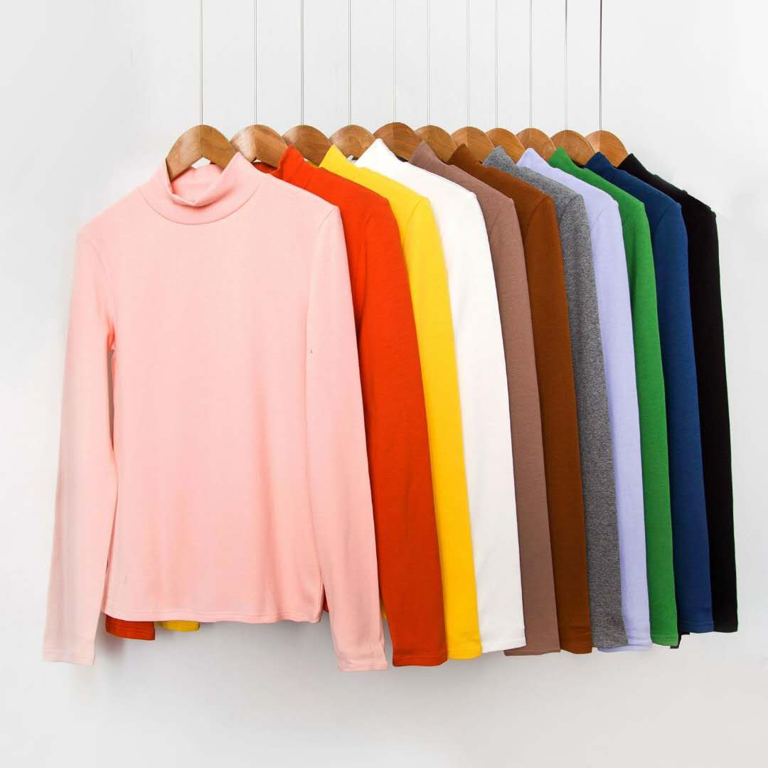 Lady's knitting base shirt