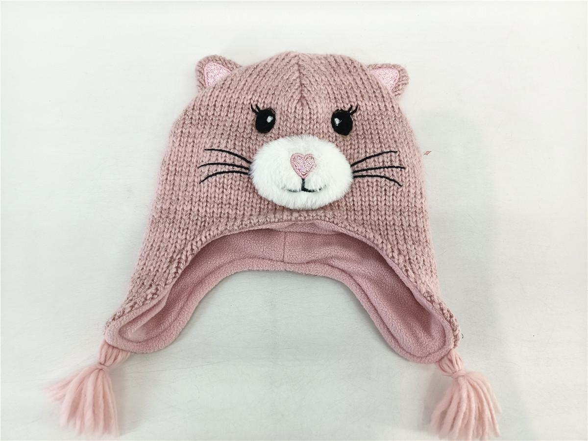 Kid's knitted hat