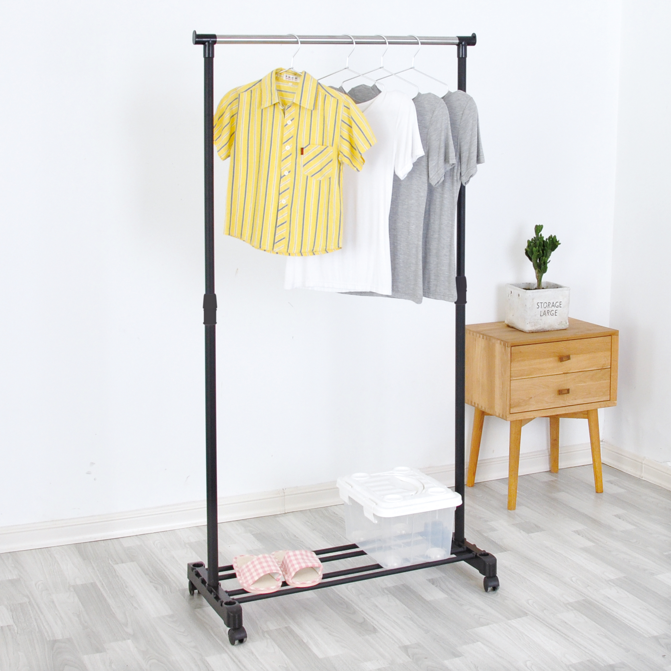 Extensible Cloth Hanger