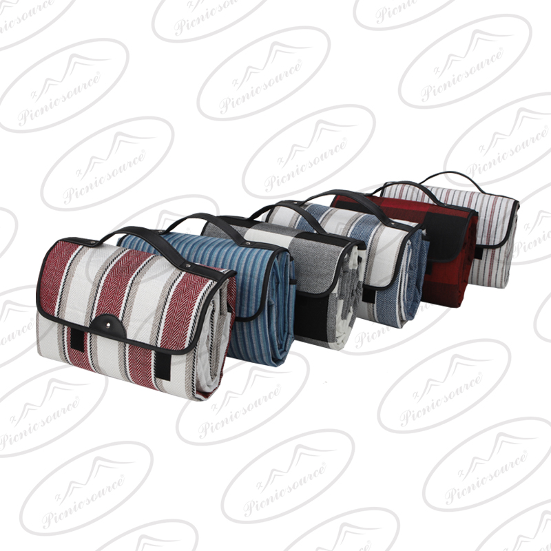 Imitation cotton picnic rug