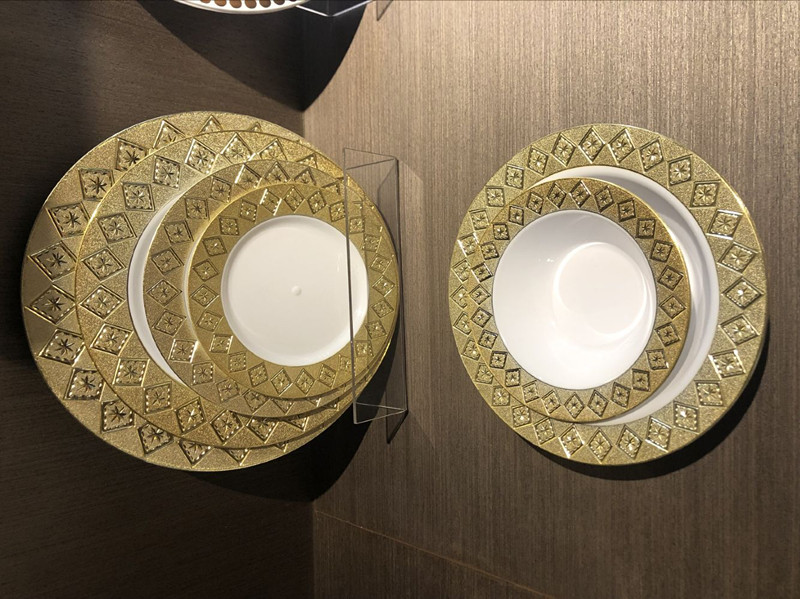 6"/7"/9"/10" Disposable Round Plates Disposable Plastic Plates 4"/7" Disposable Plastic Bowls