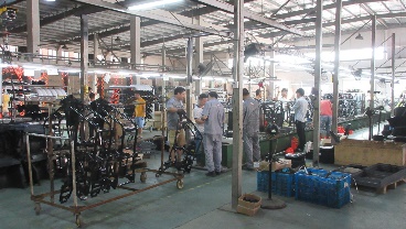 Lifeng Group Co., Ltd. – three-wheel motorcycle 3