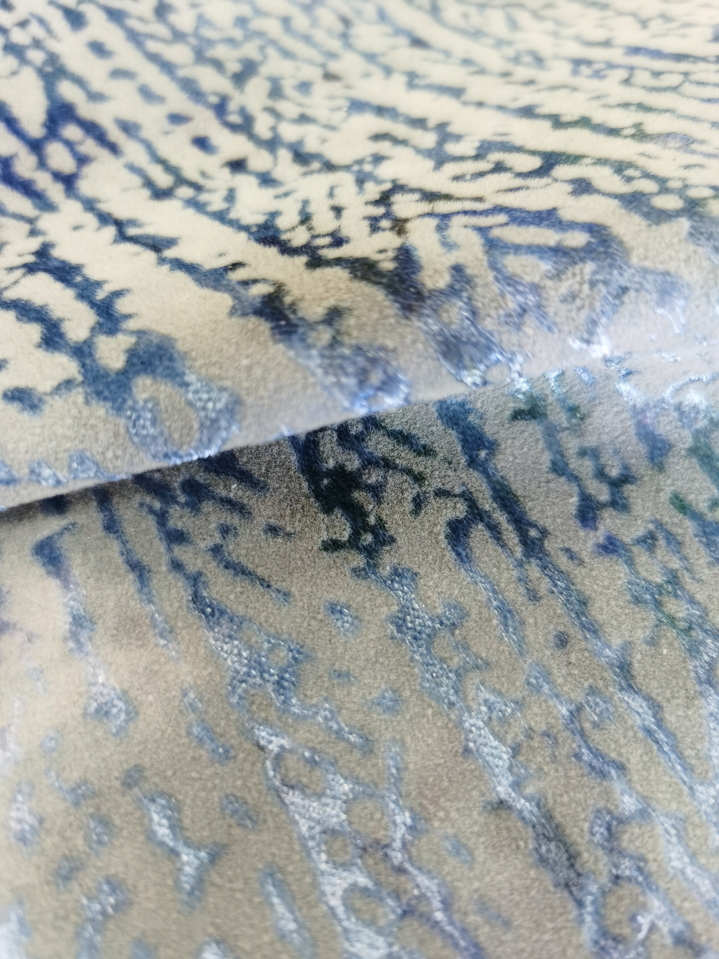 Gold Embossing Velvet Flocking Printed Sofa and Curtain Upholstery Fabric