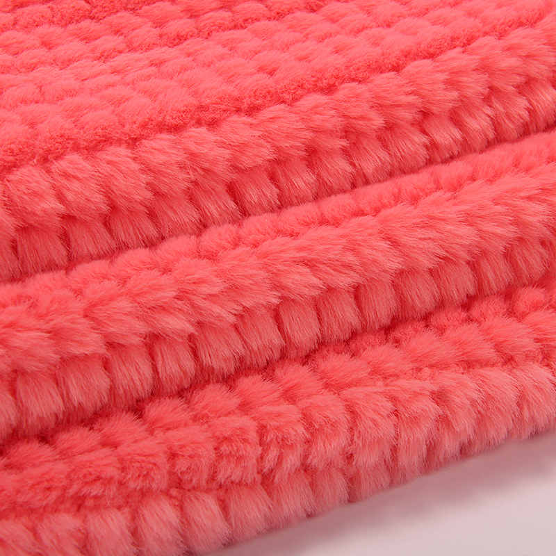 fake rabbit fur spraying