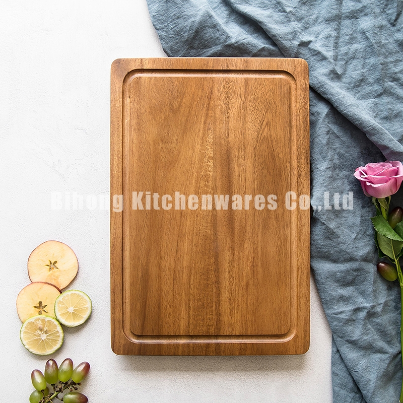 Acacia wood serving board