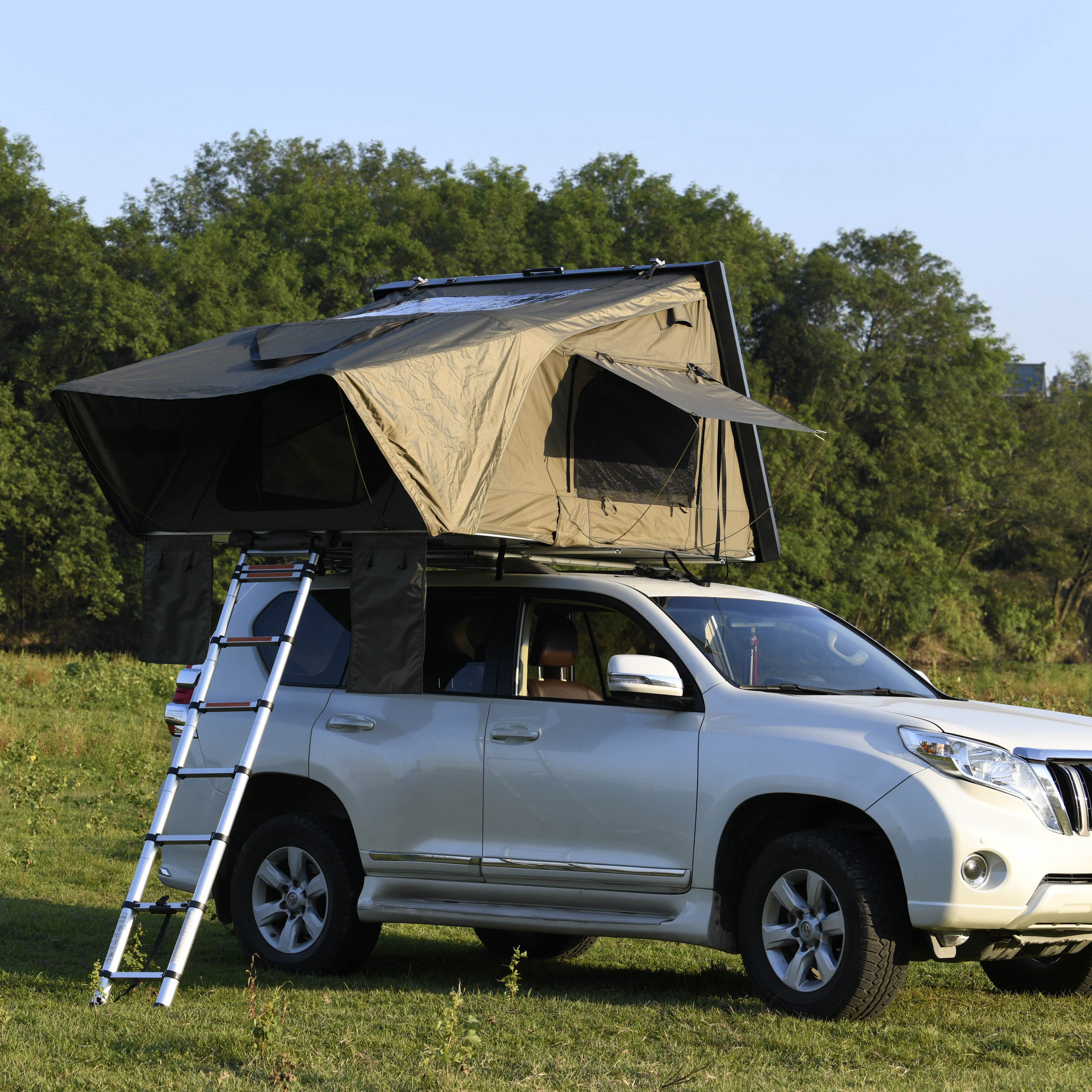 4x4 Aluminum Off Road Camper Outdoors Overland Hard Shell Roof Top Rooftop Car Camping Trailer Family Size Tent