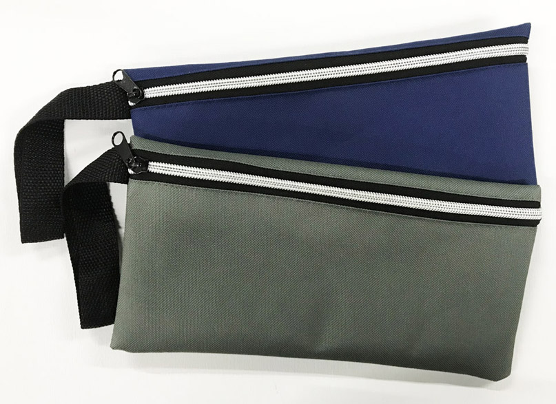 1 Zipper Flat Pencil Bag