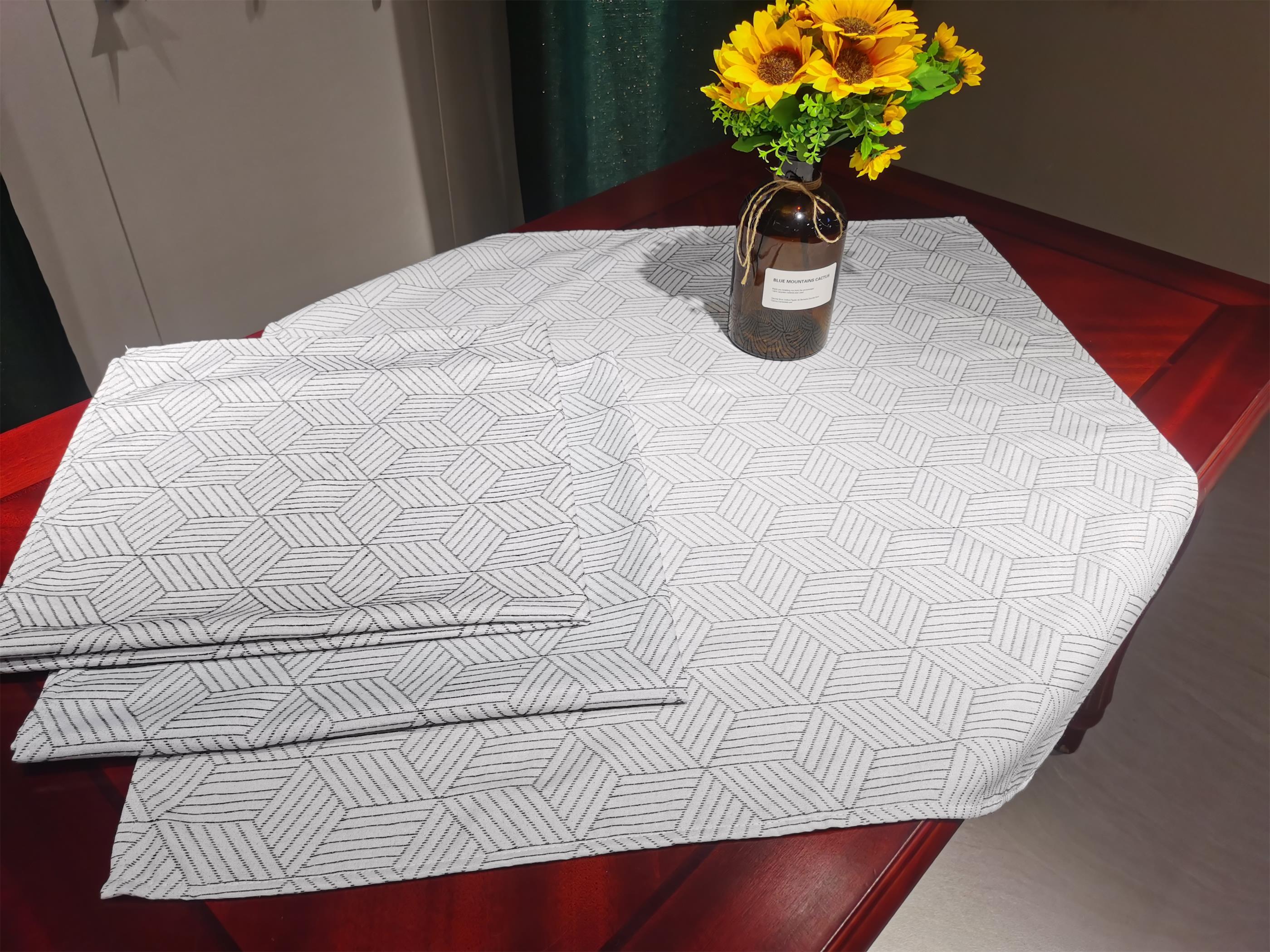 Polyester Yarn Dyed Table Cloth