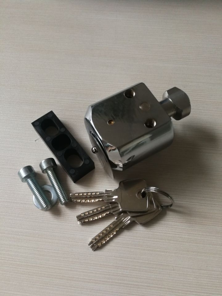 rolling shutter door lock