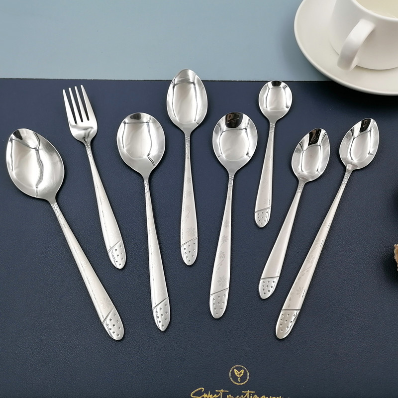 OF202 8 pieces Stainless steel cutlery set with laser pattern handle