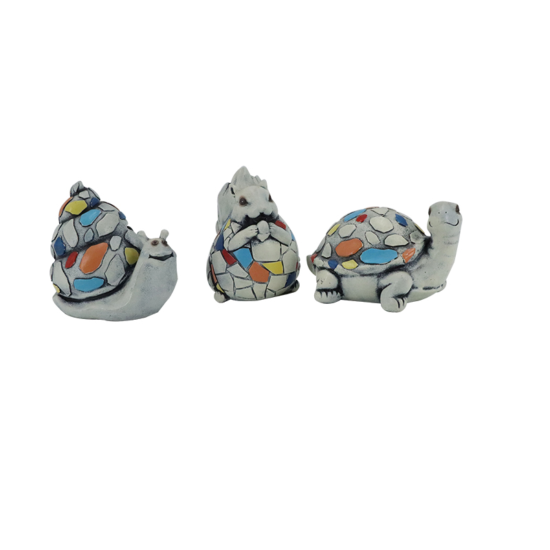 Custom resin crafts colorful Animal figurine frog tortoise snail lamp solar energy system garden sets lights outdoor decoration