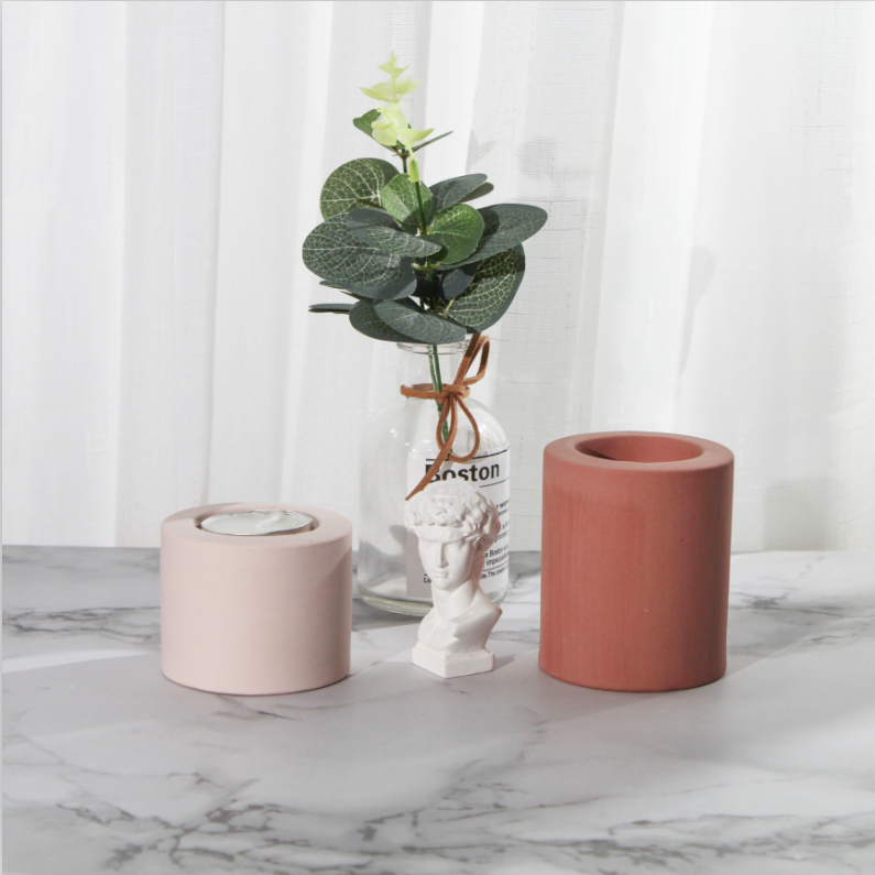 Candle holder