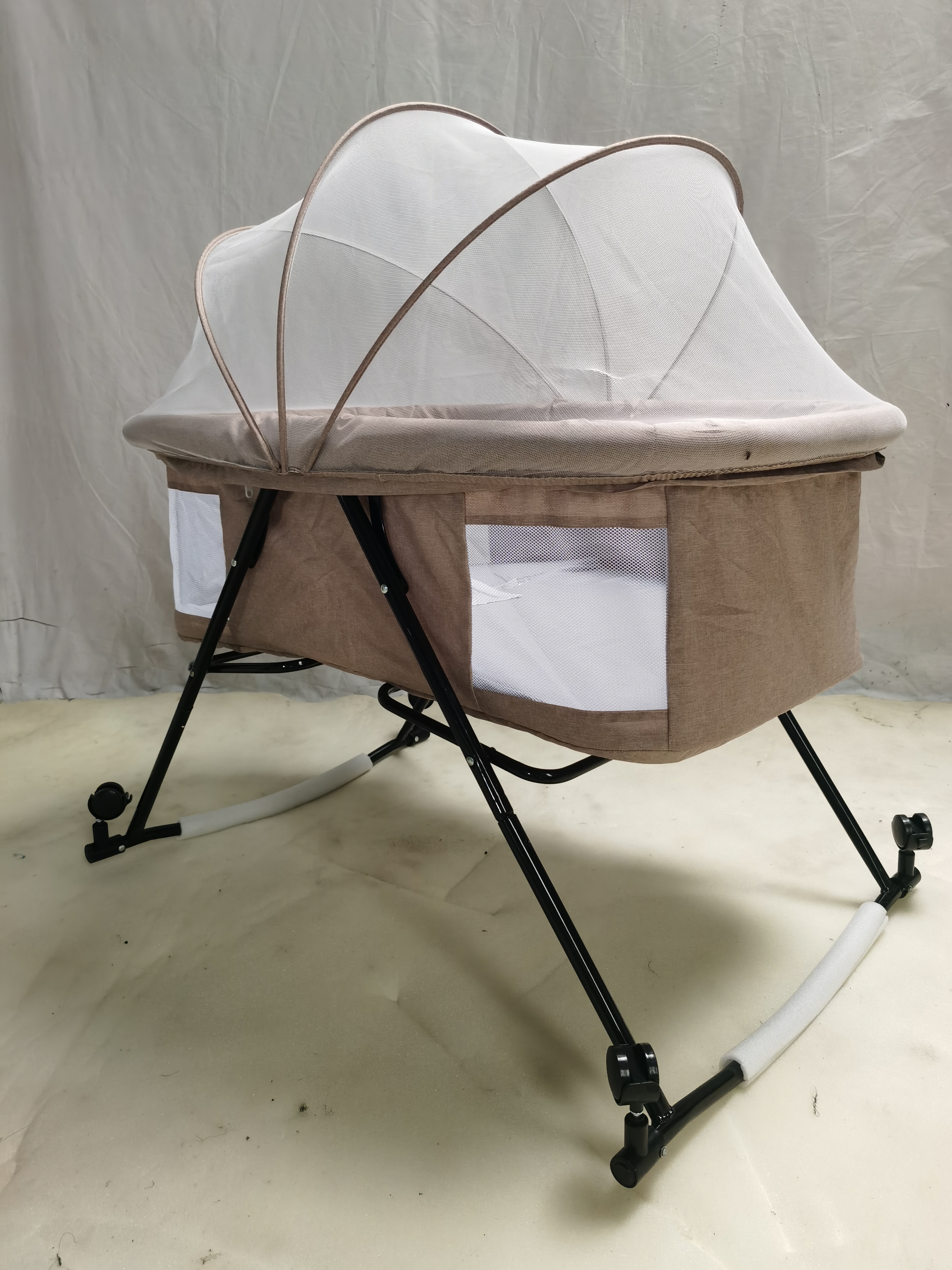 baby metal bed308