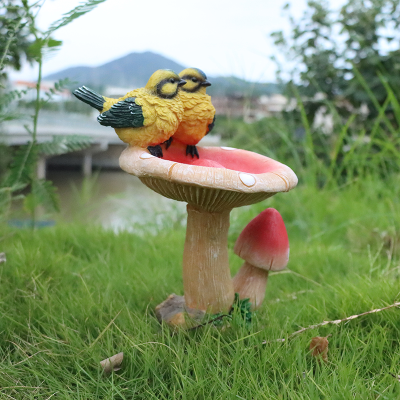 Resin bird animals figurine mushroom figurine for home and outdoor garden decoration animal garden statue crafts