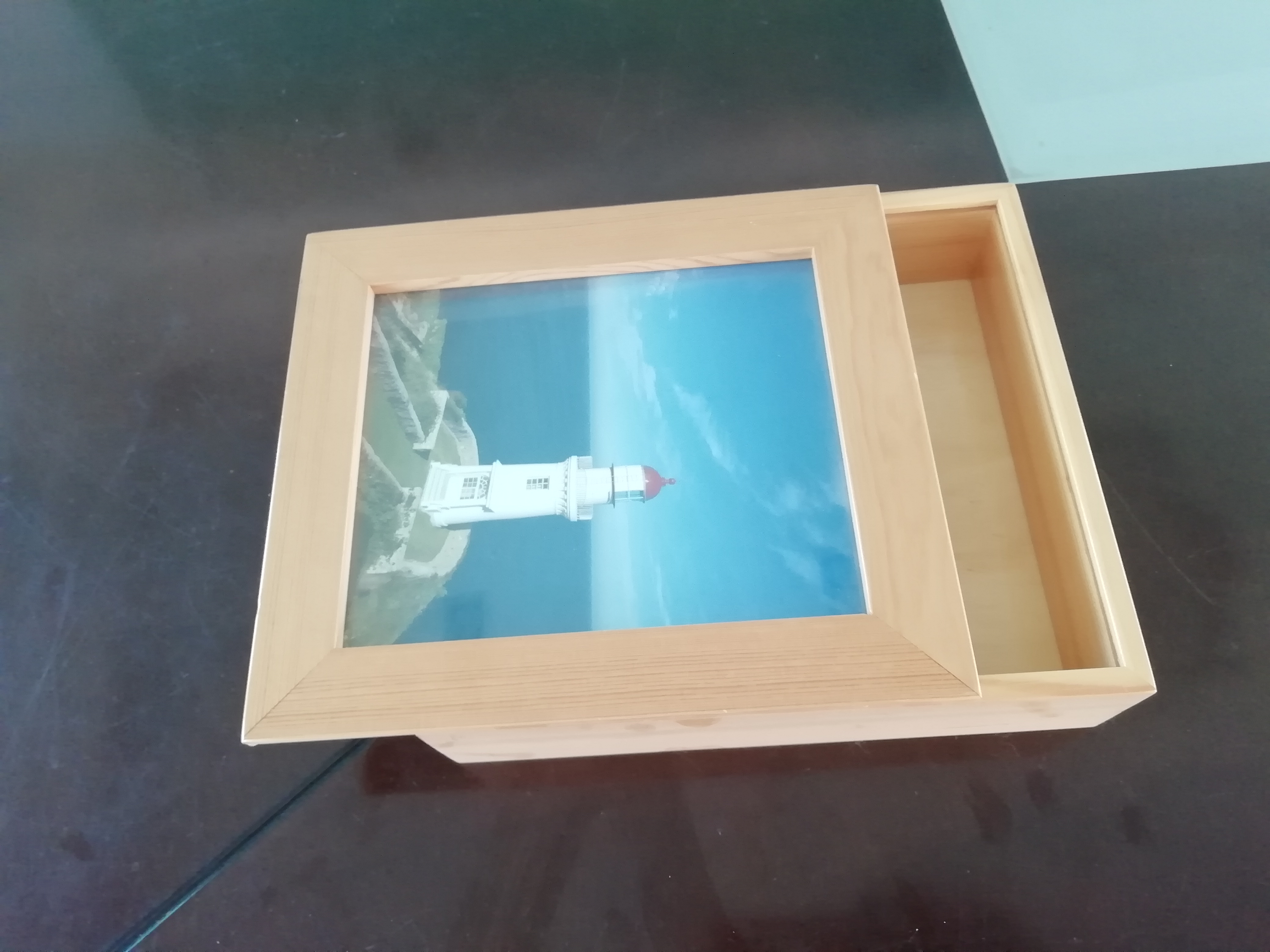 Frame box